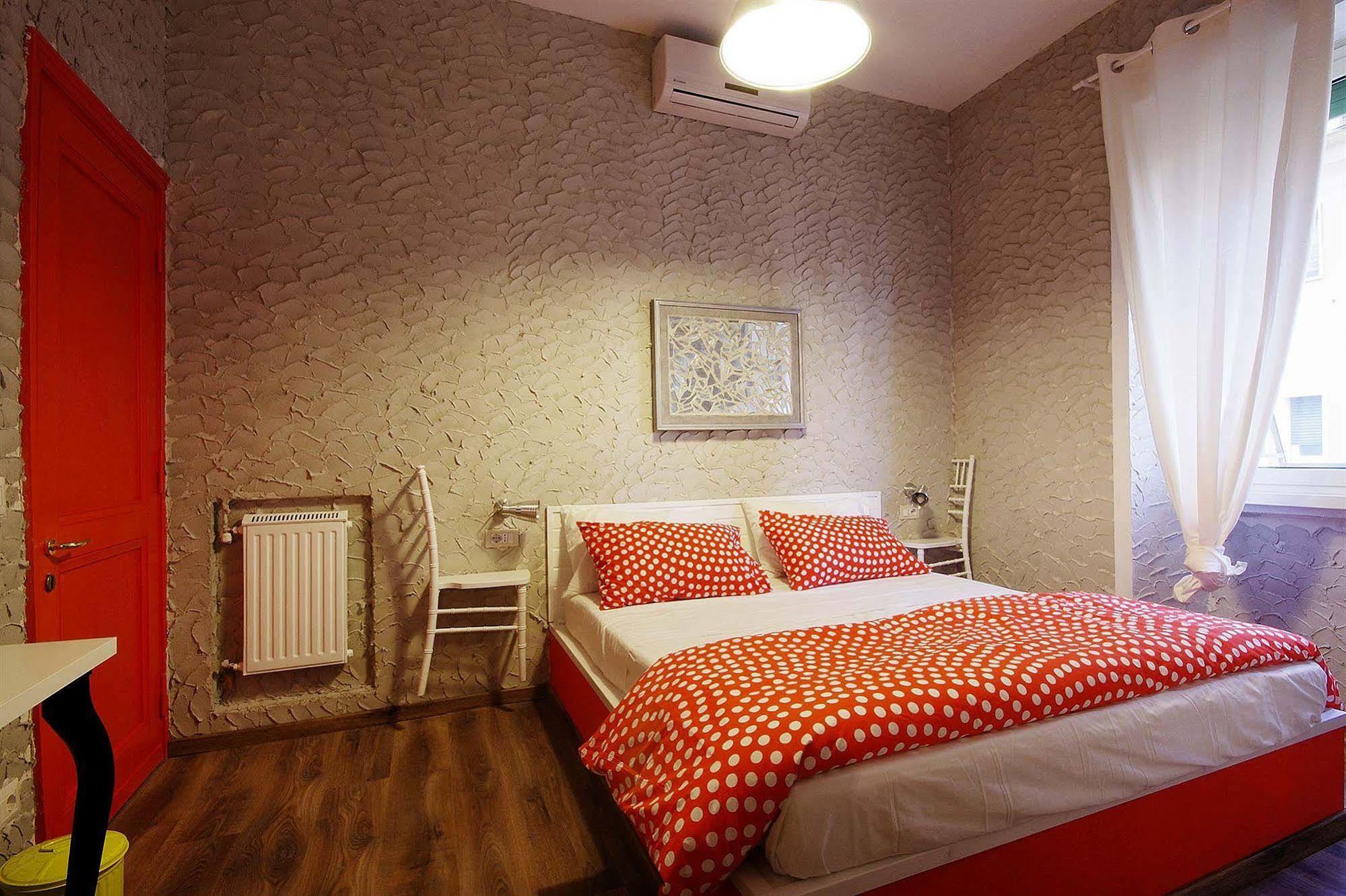 Cineroma B&B Bagian luar foto